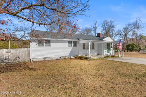 429 Nelson Ct, Jacksonville, NC, 28540-6147 | Card Image