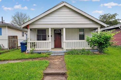 679 Dexter Ave, Columbus, OH, 43204-1816 | Card Image