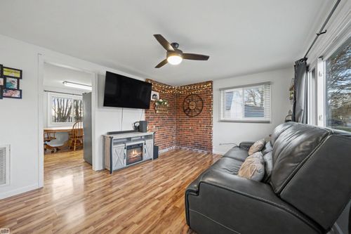 1040 Mayer Rd, Kimball, MI, 48074-2807 | Card Image