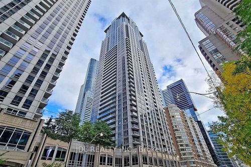 310-761 Bay St, Toronto, ON, M5G2R2 | Card Image