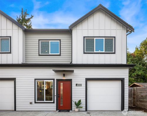 13707 1st Ave Ne, Seattle, WA, 98125 | Card Image