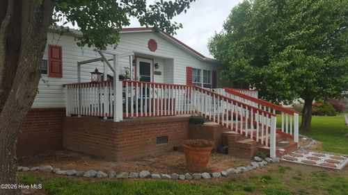 5660 Creek Rd, Grifton, NC, 28530-8301 | Card Image