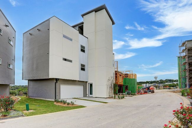 BUILDING 7. | Image 39