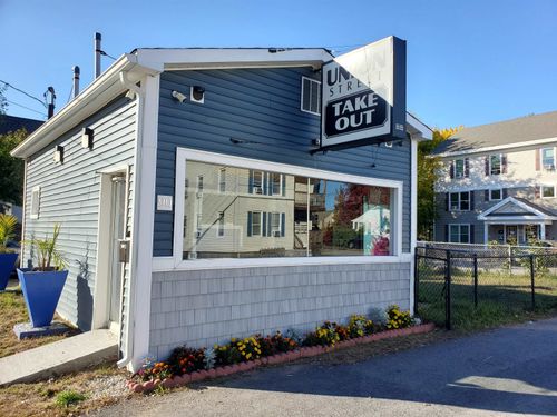 90 Union St, Manchester, NH, 03103-6327 | Card Image