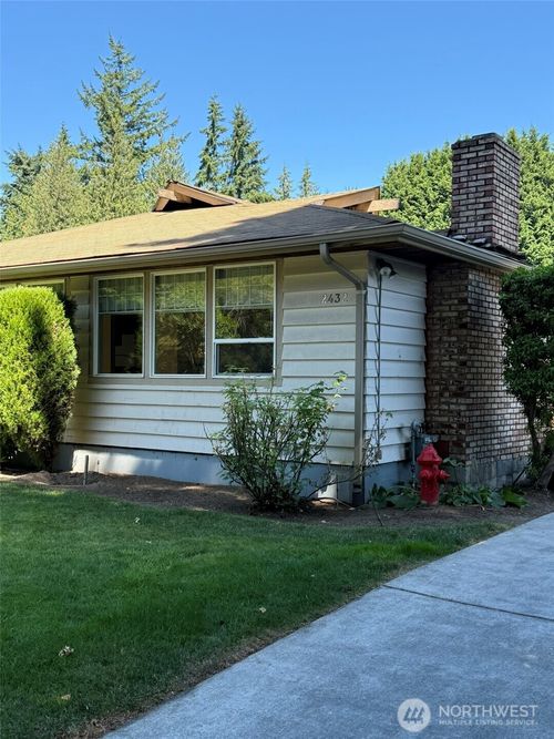 2432 Jones Ave Ne, Renton, WA, 98056-2273 | Card Image