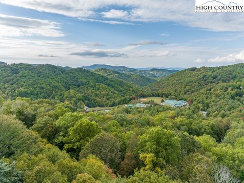 128 Sassafrass Road, Beech Mountain, NC, 28604 | Card Image