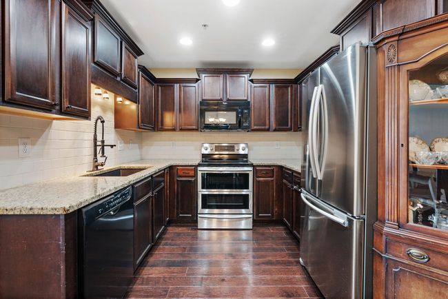 1071 Muna Ct, Townhouse with 3 bedrooms, 3 bathrooms and 3 parking in Spring Hill TN | Image 11