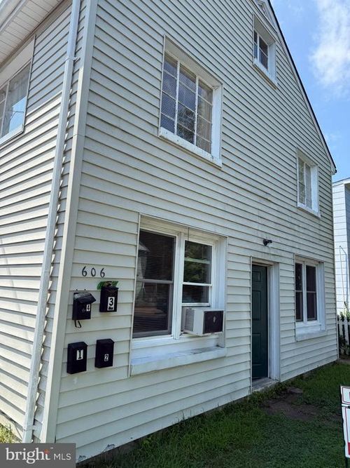 apt-1-606 Stuart St, FREDERICKSBURG, VA, 22401-3500 | Card Image