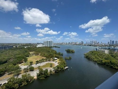 1806-1-parking-16385 Biscayne Blvd, Aventura, FL, 33160-5450 | Card Image