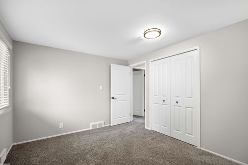 29406 Burwick St, Harrison Twp, MI, 48045-2604 | Card Image