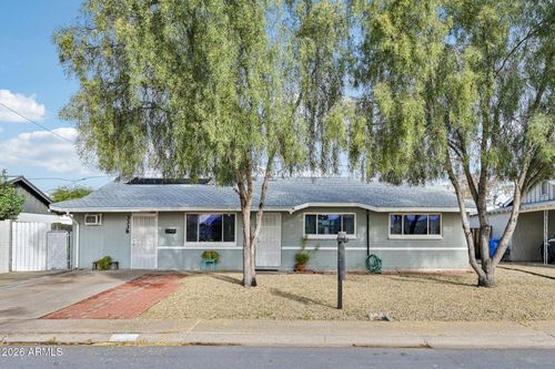 3338 W Corrine Dr, Phoenix, AZ, 85029-2233 | Card Image