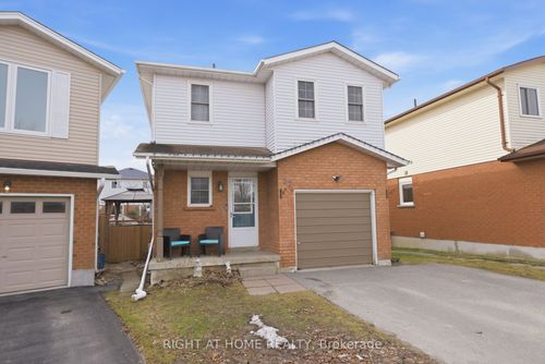 37 Beechnut Cres, Courtice, ON, L1E1Y5 | Card Image
