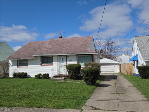 4148 E 189th St, Cleveland, OH, 44122-6960 | Card Image