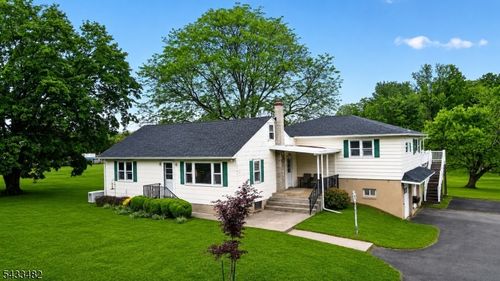 127 Hillcrest Rd, Flemington, NJ, 08822-7173 | Card Image