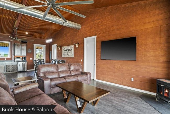 0000 Gibson Best Rd, Home with 12 bedrooms, 9 bathrooms and null parking in Hye TX | Image 14
