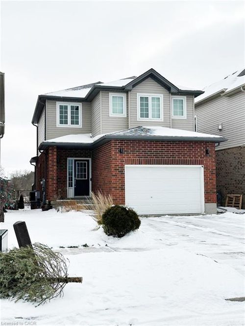 108 Yates Ave, Cambridge, ON, N1P0A4 | Card Image