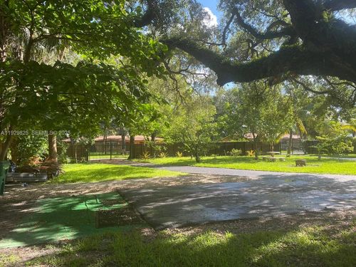 1760 Ne 144th St, Miami, FL, 33181-1338 | Card Image