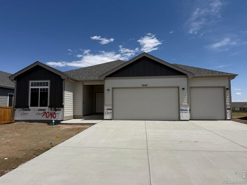7040 Feather Reed Dr, Wellington, CO, 80549-2428 | Card Image
