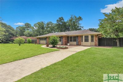 105 Montague Road, House other with 4 bedrooms, 2 bathrooms and null parking in Savannah GA | Image 2