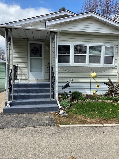 12 Macphersons Lane, Puslinch, ON, N0B2J0 | Card Image