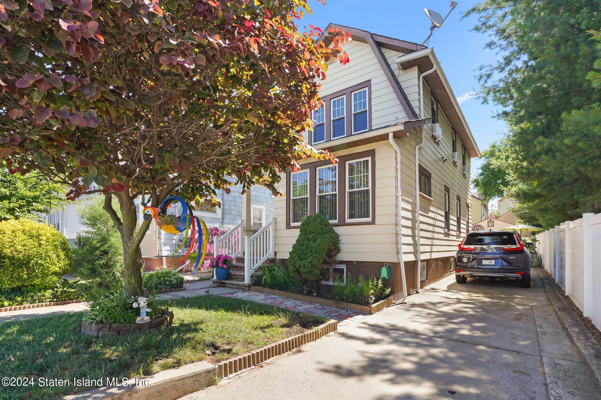 Harbor Rd, Staten Island, NY 10303