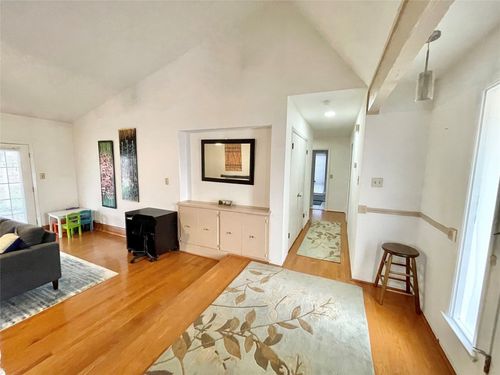 2010 Abbey Cir, Austin, TX, 78727-4401 | Card Image