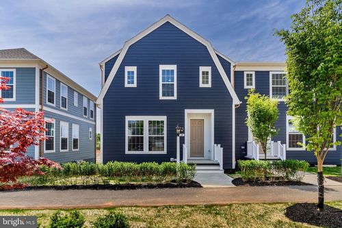 10 Old Barn Way, CARLISLE, PA, 17015-8981 | Card Image