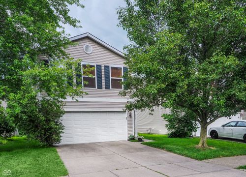 2355 Collins Way, Greenfield, IN, 46140-7532 | Card Image