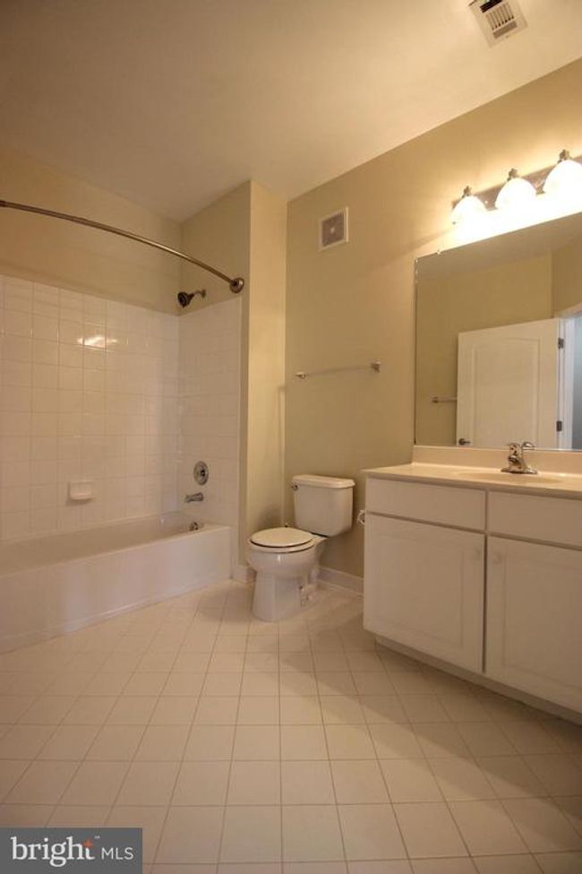 APT-305 - 1641 Ladue Ct, Condo with 2 bedrooms, 2 bathrooms and null parking in WOODBRIDGE VA | Image 7