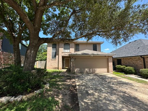 1917 White Oak Cir, Round Rock, TX, 78681-2106 | Card Image