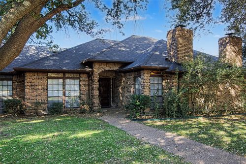 5883 Westhaven Dr, Fort Worth, TX, 76132-2601 | Card Image