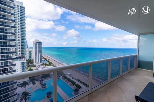 apt-2210-1830 S Ocean Dr, Hallandale Beach, FL, 33009-7697 | Card Image