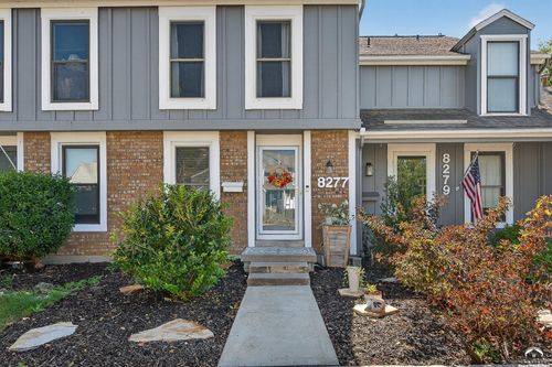 8277 Monrovia St, Lenexa, KS, 66215-2752 | Card Image