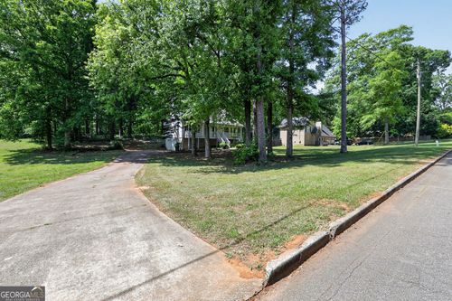 146 Camp Creek Dr, Stockbridge, GA, 30281-4092 | Card Image