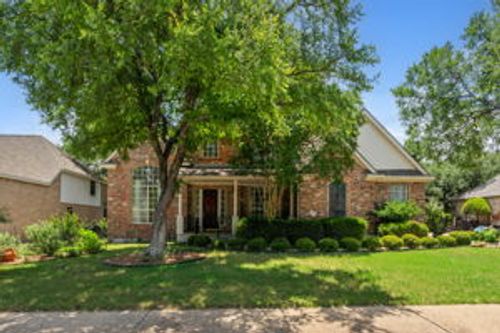 513 Champions Dr, Georgetown, TX, 78628-1129 | Card Image