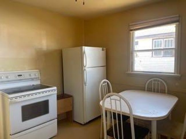 11320 106 Avenue, House other with 2 bedrooms, 1 bathrooms and 4 parking in Fairview AB | Image 4