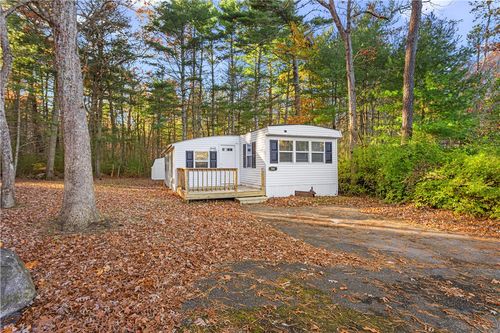 84 Linda Dr, Coventry, RI, 02816-7025 | Card Image