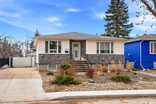 2709 24th Avenue, Regina, SK, S4S1J6 | Card Image