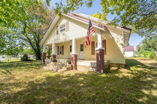 201 S Main St, Pleasant Hope, MO, 65725-8121 | Card Image