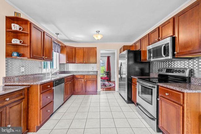 986 Stuart Dr, House other with 4 bedrooms, 3 bathrooms and null parking in FRONT ROYAL VA | Image 5