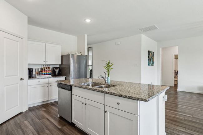 1421 Ancer Way, House other with 5 bedrooms, 3 bathrooms and null parking in Haslet TX | Image 6