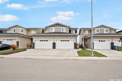 3126 Mazurak Crescent, Regina, SK, S4X0N2 | Card Image