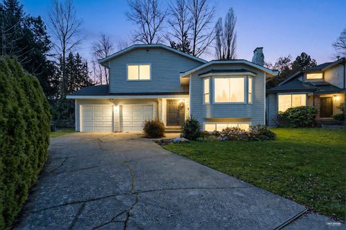 3055 Rothbury Pl, Burnaby, BC, V5A4J5 | Card Image