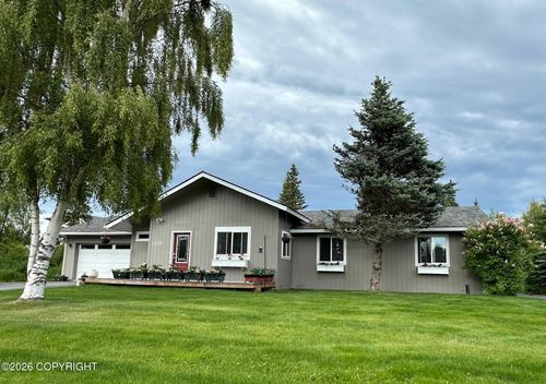 1530 Windward Dr, Kenai, AK, 99611-6605 | Card Image