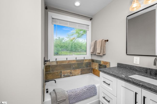 653 R B Baker Dr, House other with 3 bedrooms, 3 bathrooms and null parking in Chapin SC | Image 37