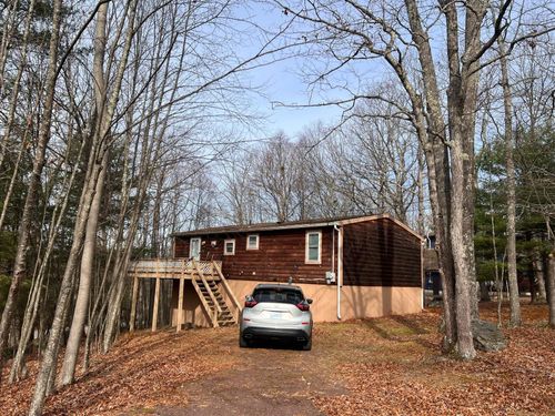 123 Rocky Rd, LACKAWAXEN, PA, 18435-7852 | Card Image