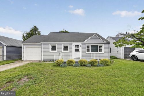 520 Randall Ave, HAMILTON, NJ, 08610-5640 | Card Image