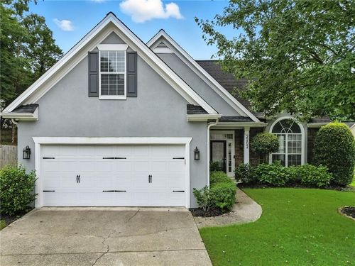 2202 Berryhill Cir Se, Smyrna, GA, 30082-4743 | Card Image