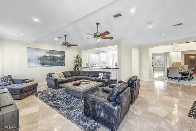 175 Topanga Dr, House other with 4 bedrooms, 5 bathrooms and null parking in BONITA SPRINGS FL | Image 9
