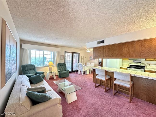 UNIT-351 - 4151 Sanderling Cir, Condo with 2 bedrooms, 2 bathrooms and null parking in Las Vegas NV | Image 6